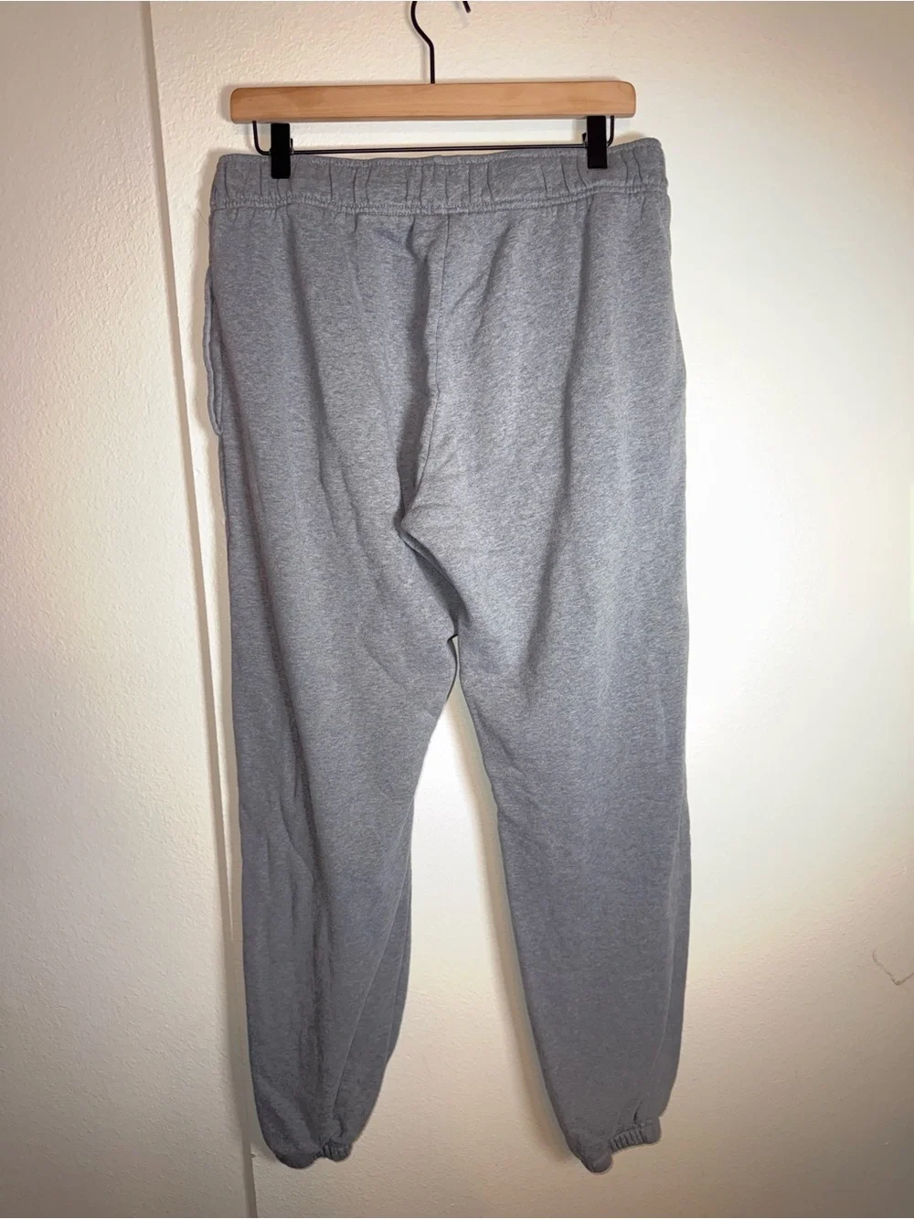 THE NORTH FACE Men’s Gray Fleece-Lined Joggers L